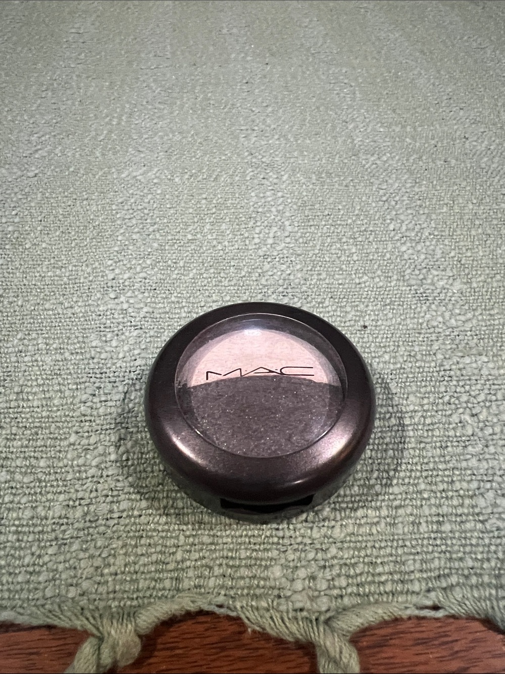 MAC Cosmetics Persona Screen Vinyl Eyeshadow